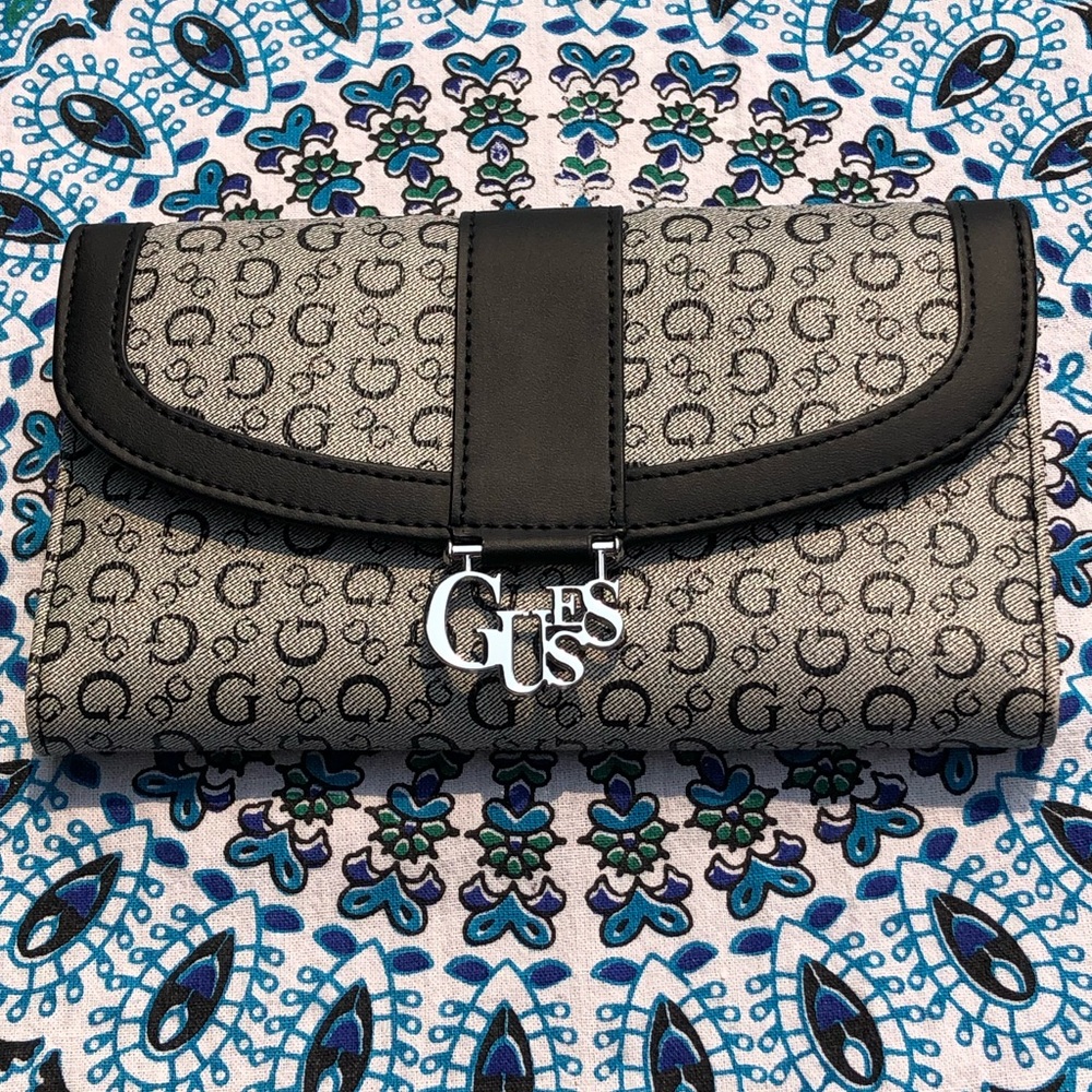 NEW GUESS Birch Black Gray Logo Print Slim Wallet